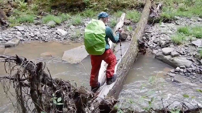 dr-dave-stream-crossing-2